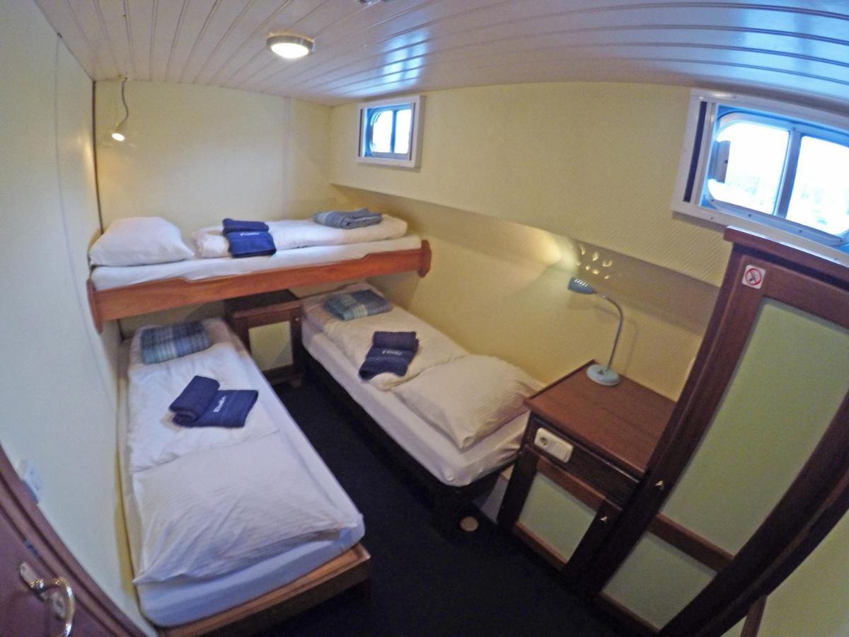 Botel Elodie อัมสเตอร์ดัม ภายนอก รูปภาพ